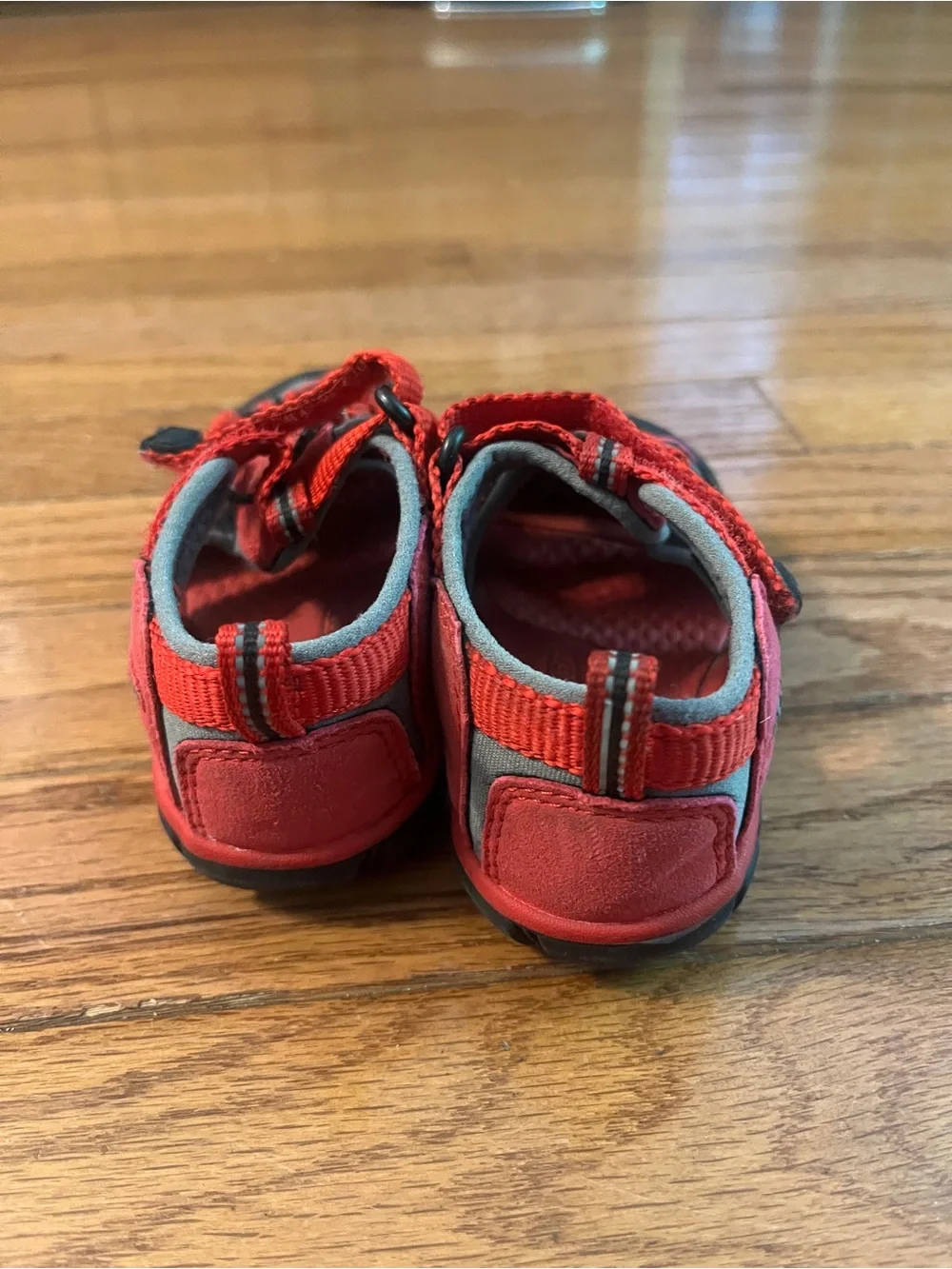 Kids Keen Red Closed-Toe Sandals - Durable Outdoor Play Shoes